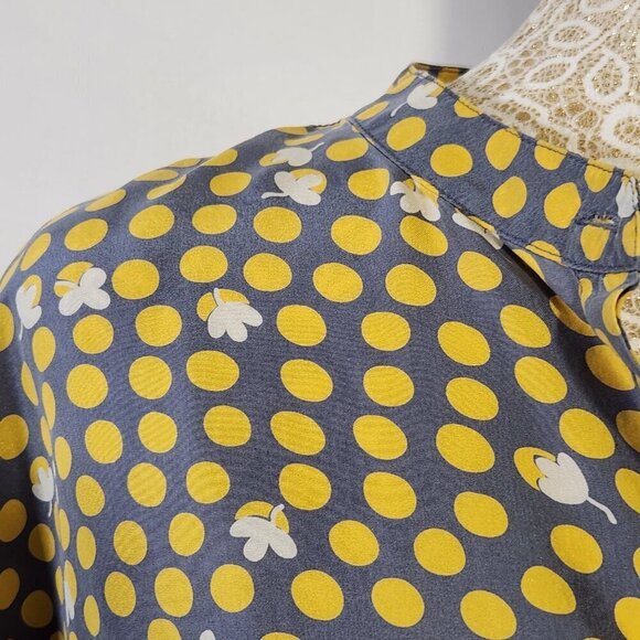 CAbi Women's Size S 100% Silk Yellow Polka Dot Short Sleeve Boxy Button Up Top - Picture 4 of 16